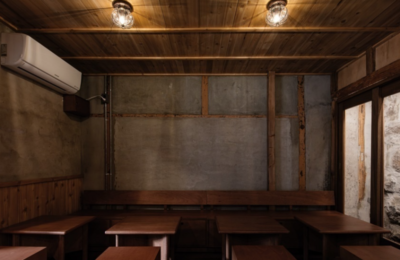 Cafe Stairs